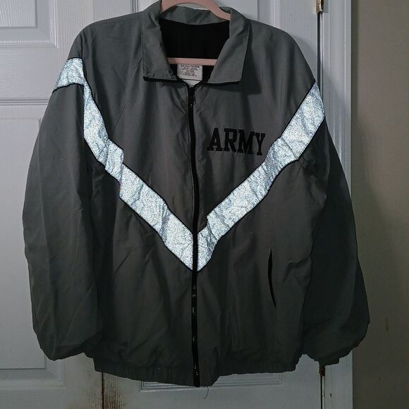 Army  PT Physical Fitness Jacket with reflective material. Sz L - Picture 4 of 6
